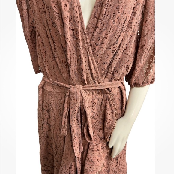 NWTCity Chic Dress Womens plus size
XXL Brown Crossover Floral Lace
Short Sleeve - Picture 6 of 10